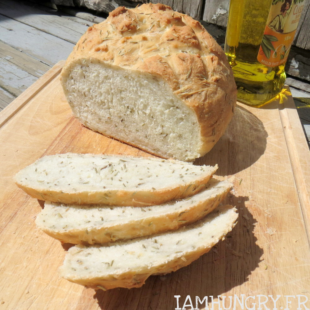 Pain au romarin et à l