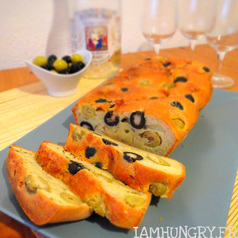 Cake aux deux olives et chevre