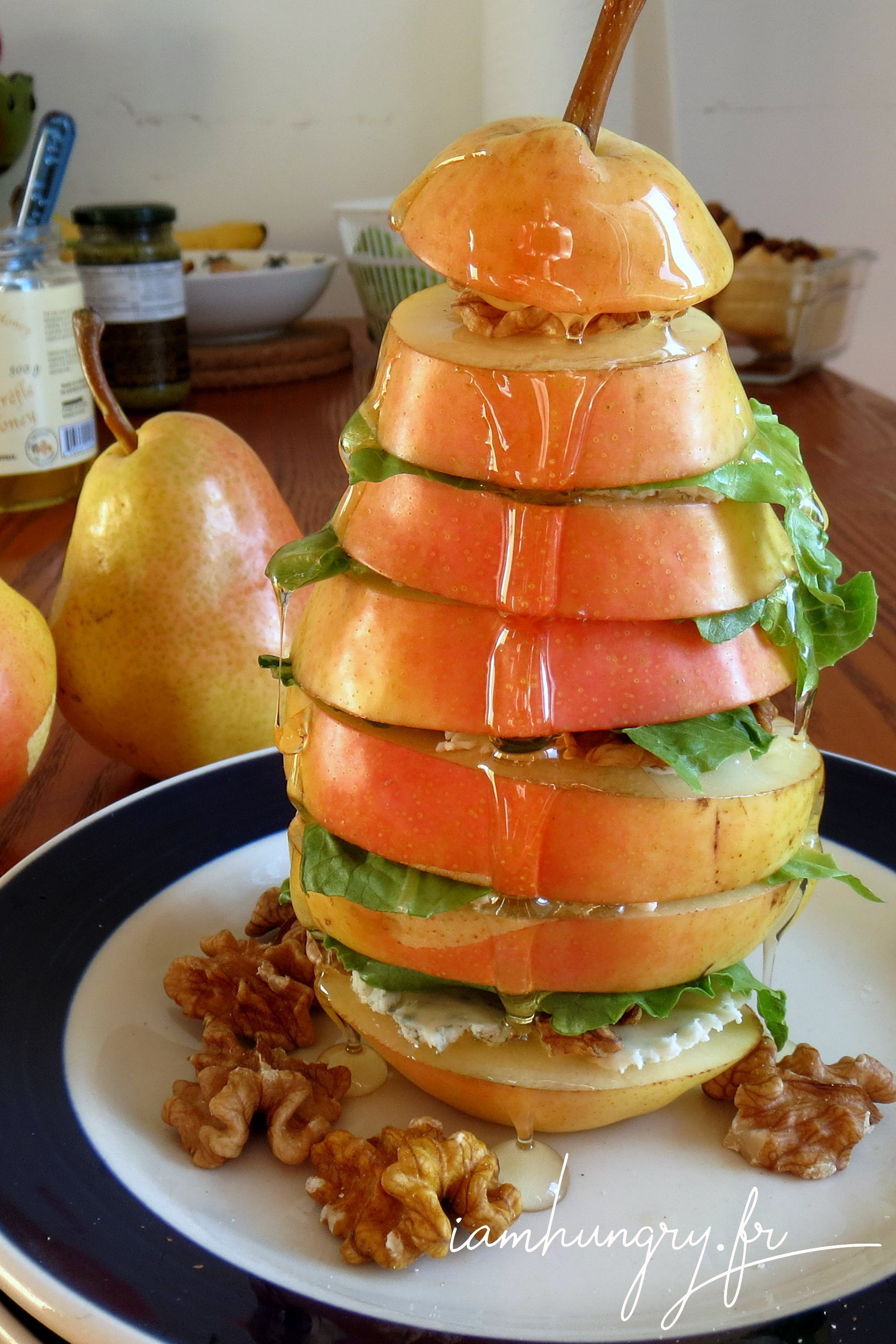 mille-feuille-de-poire-roquefort-noix-et-miel-iamhungry