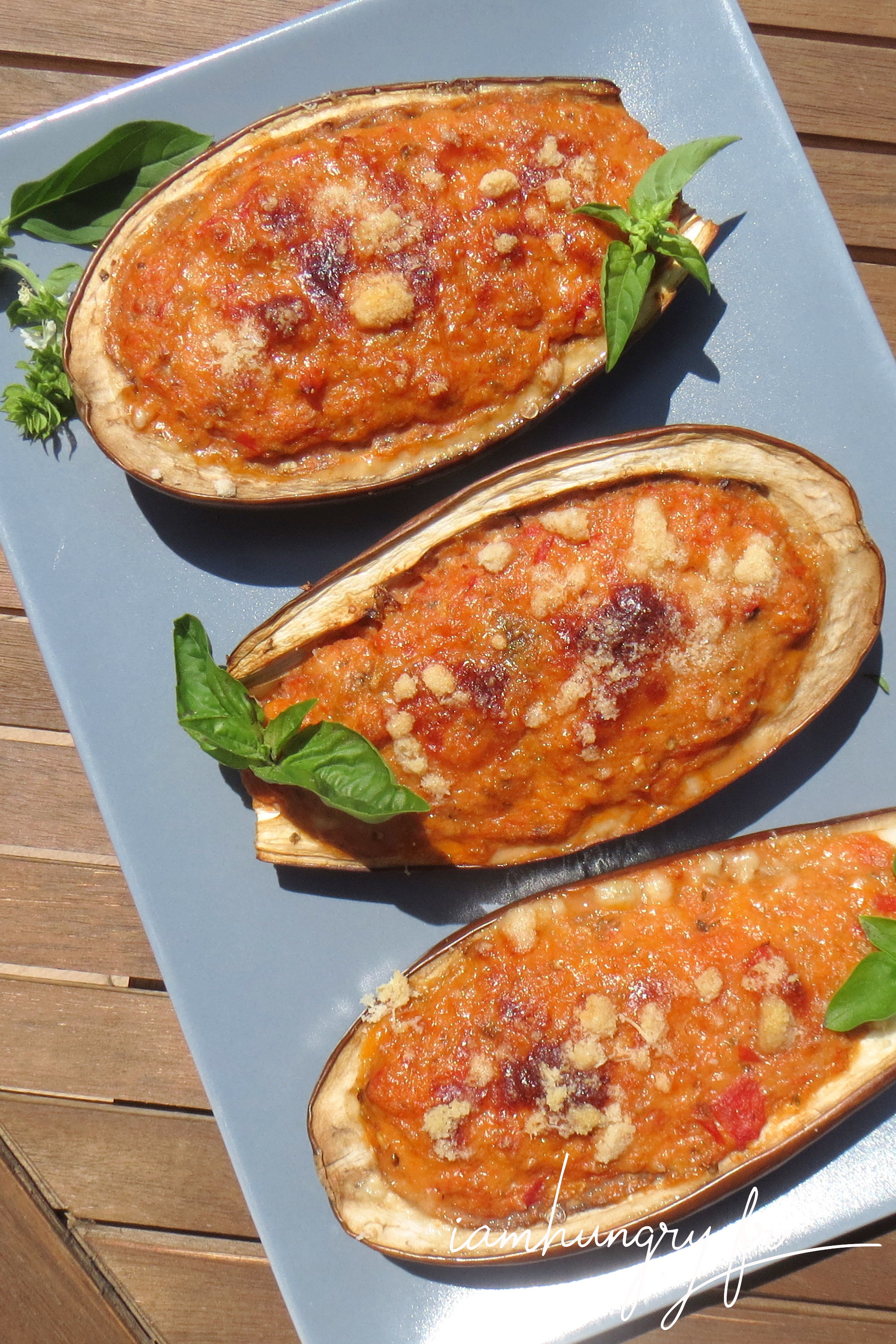 Aubergines farcies à la tomate Aubergines farcies à la tomate