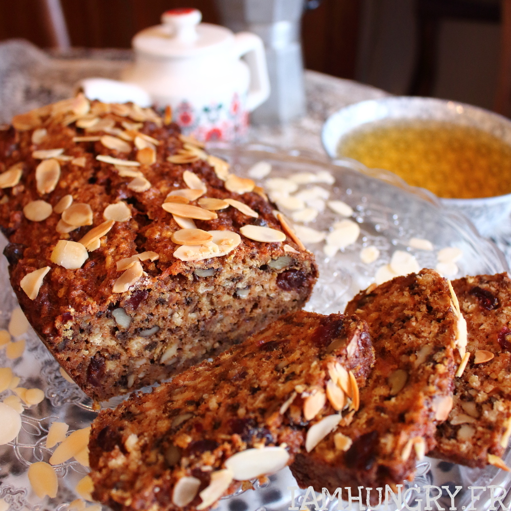 cake-du-petit-d-jeuner-aux-noix-et-carottes-iamhungry